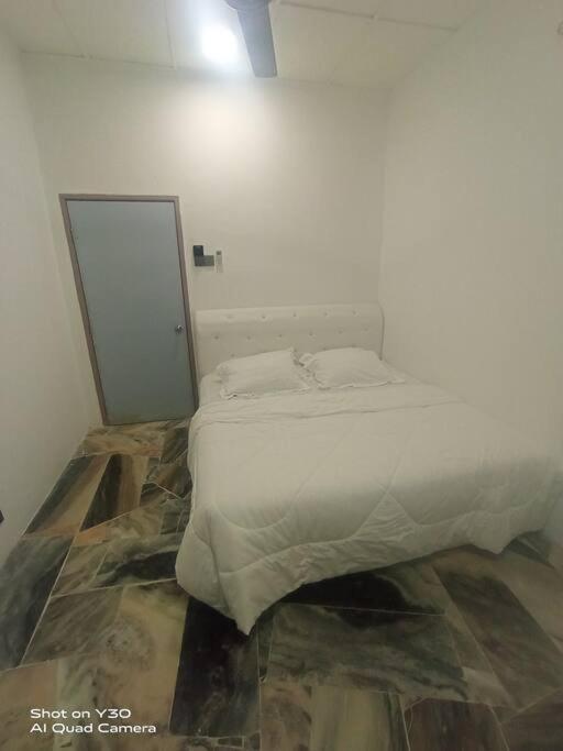 Imani Homestay Beach Gateway Bagan Lalang Kampong Bagan Lalang Exterior foto